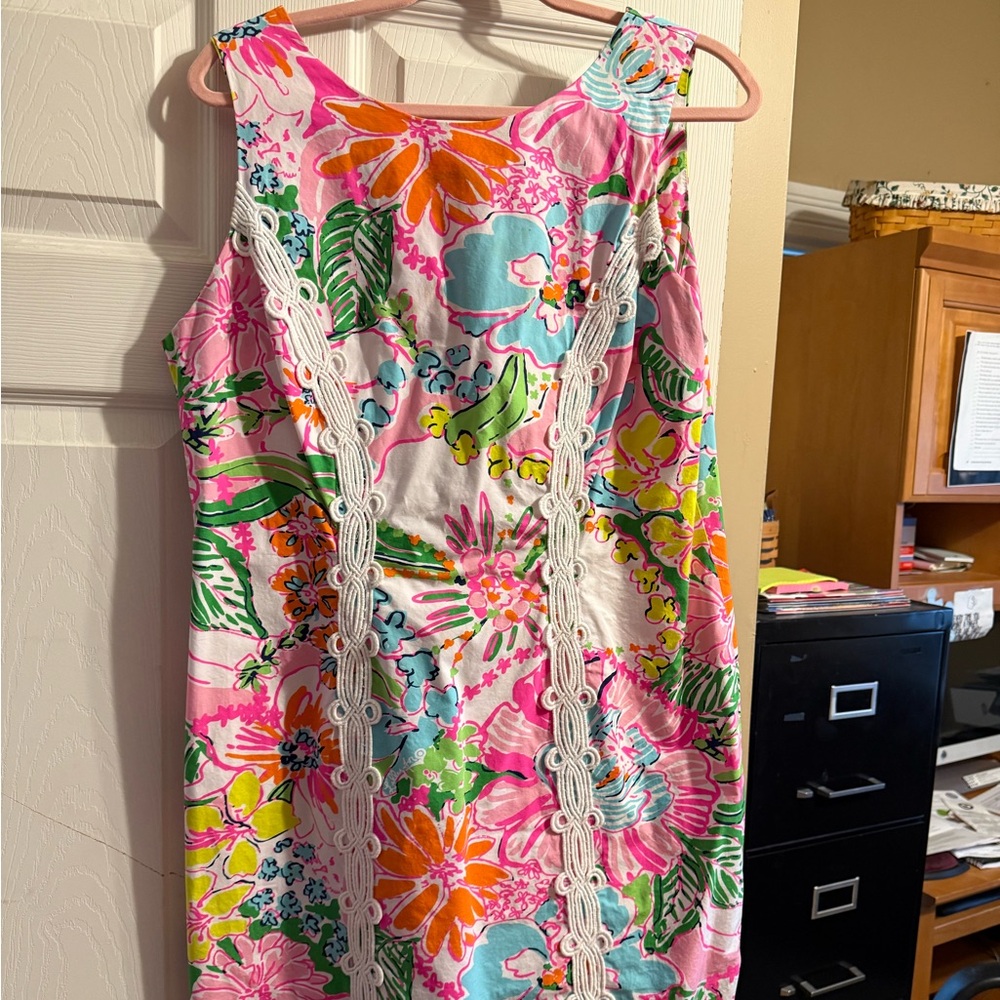 Lilly Pulitzer for Target Nosey Posey Floral Shift Dress. SIZE 16